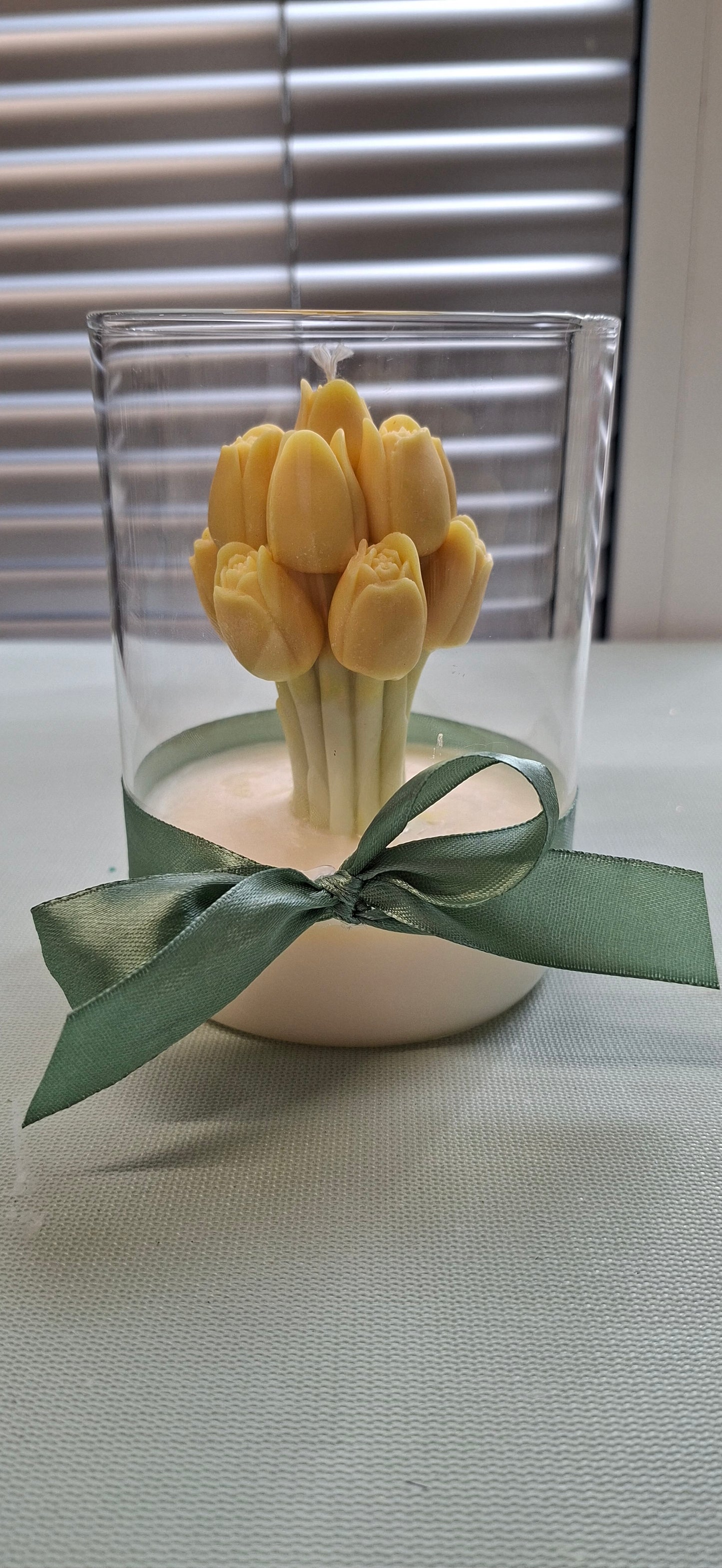 Tulip Bouquet Jar Candle- Choose your color