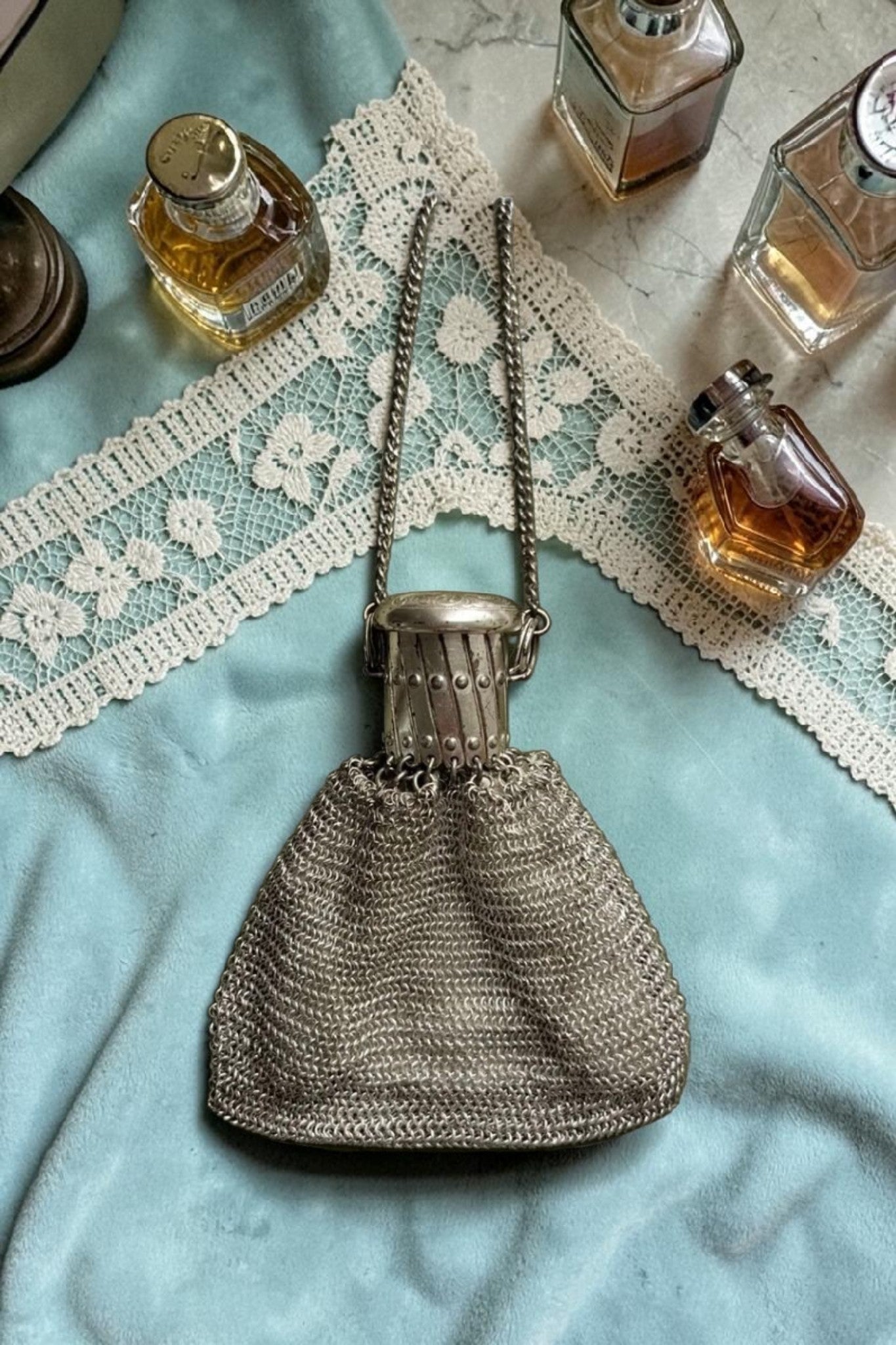 Vintage Petite Silver Tone Metal Chain Link Coin Purse