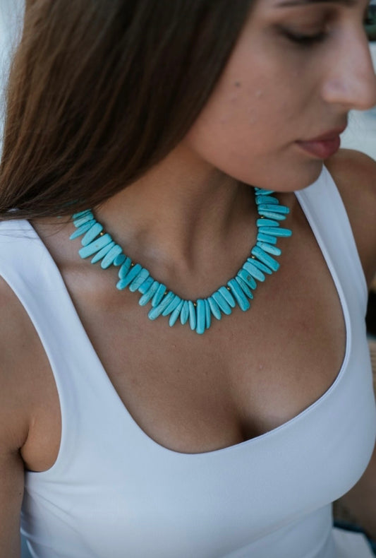 Handcrafted Turquoise Howlite Spiky Necklace with Hematite Accents