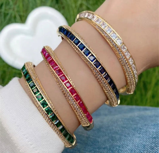 Luxurious 18K Gold Plated Bangle
