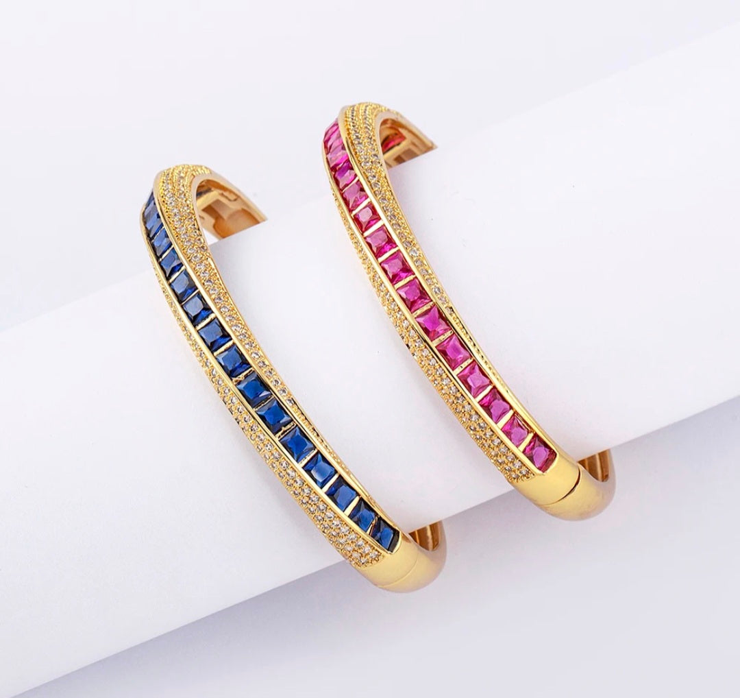 Luxurious 18K Gold Plated Bangle